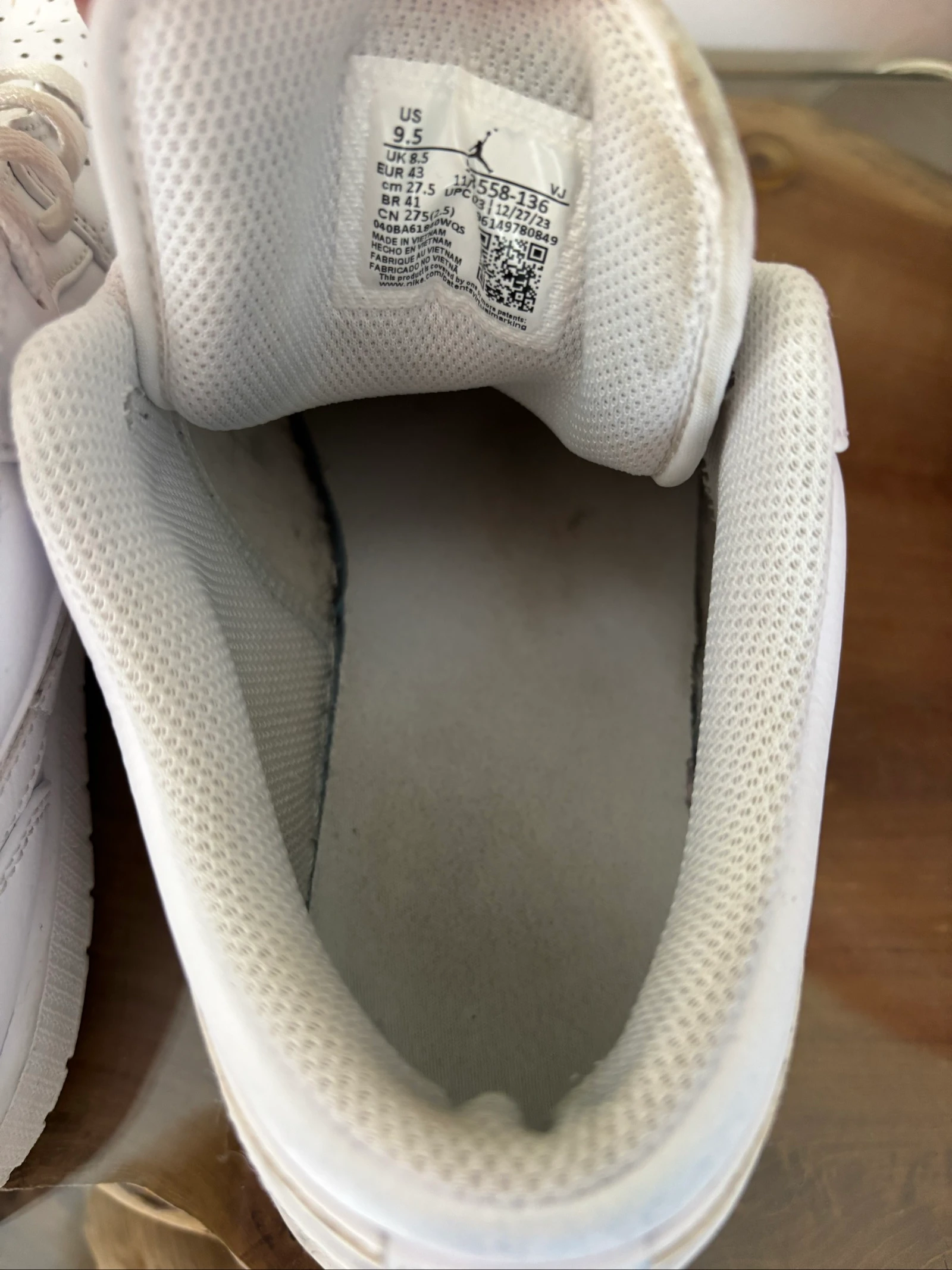 Zapatillas Nike Air Jordan 1 low blancas 43 – photo 5